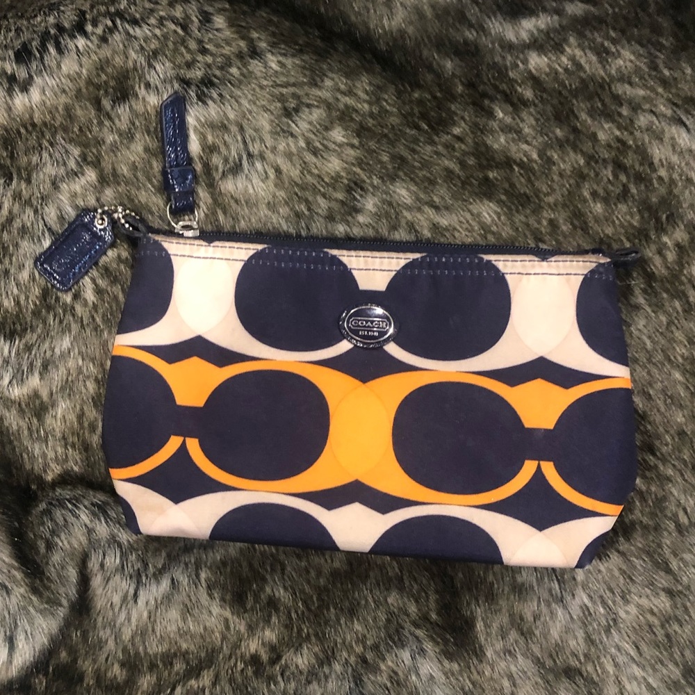 Coach Signature Travel Cosmetic Makeup Bag - Picture 8 of 10